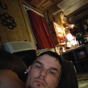 Meet your Posher, Damon